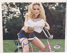 Heather Graham Signed 8 x10