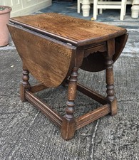 Ipswich Oak Style Swivel Twist Top Dropleaf Barrel Leg Occasional Side Table