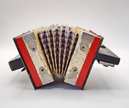 Antique accordeo miniature - antique,