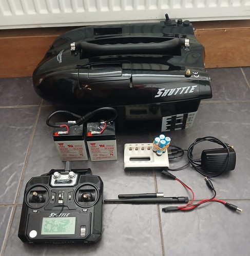 Waverunner shuttle bait boat - waverunner,