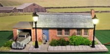 Large Bungalow With Street