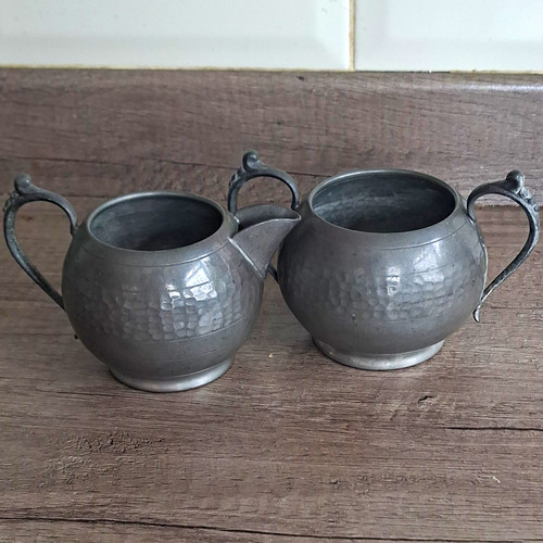 English pewter hammered cream - english,