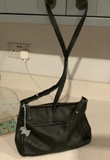 Radley Leather Black shoulder