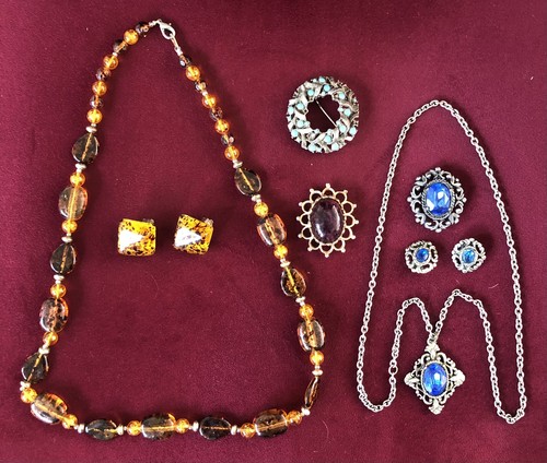 Mixed costume jewellery job - costume,
