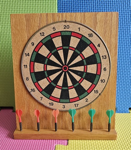 Desktop mini darts - desktop,
