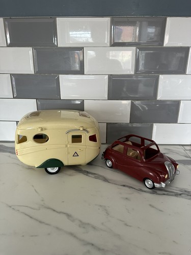 Sylvanian families caravan - families,