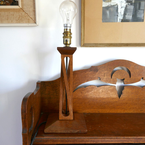 Arts and crafts oak open - and,