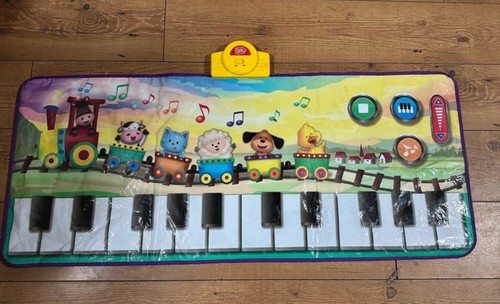 Chad valley giant floor - valley, piano