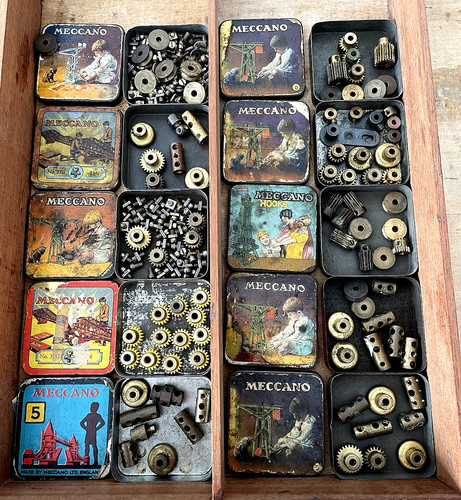 Meccano parts lot ten - lot, small