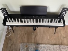 Yamaha P-80 Digital Electric Piano & Stand & Speakers