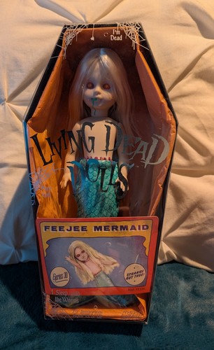 Living dead dolls feejee - living,