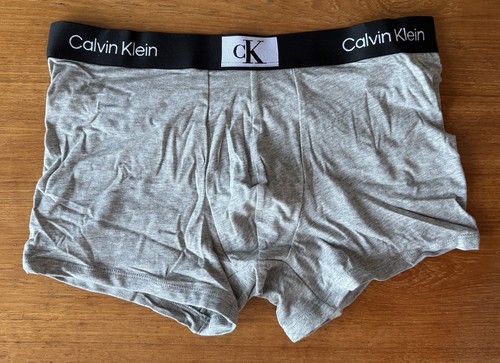 New calvin klein ck96 low - new,