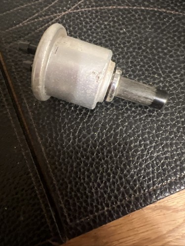 Windscreen washer pump - windscreen,