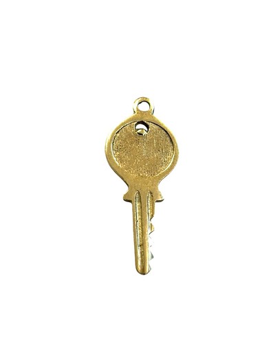 9ct vintage key charm - 9ct,