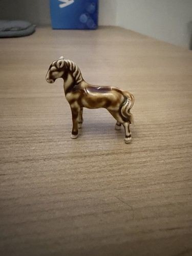 Wade whimsie horse - x,