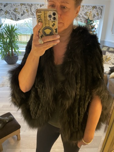 Real fur stunning - black, cape