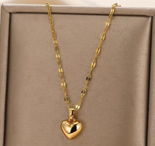 18k gold plated heart pendant - gold,