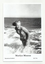 BX96) MARILYN MONROE SWIFTSURE PHOTO POSTCARD (201/746) FILMSTAR PIN UP GLAMOR