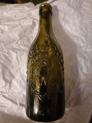 Nice green old bottle - nice,