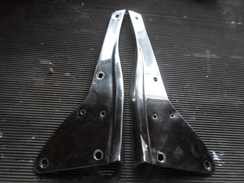 Volvo 1800 chrome - p,