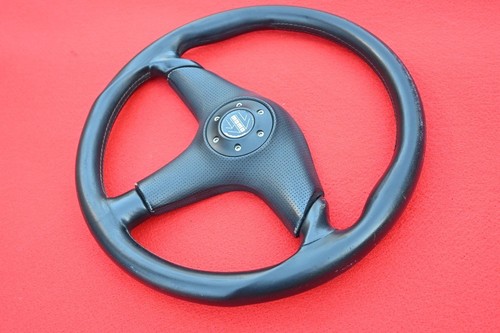 Momo 3spoke steering wheel - momo,
