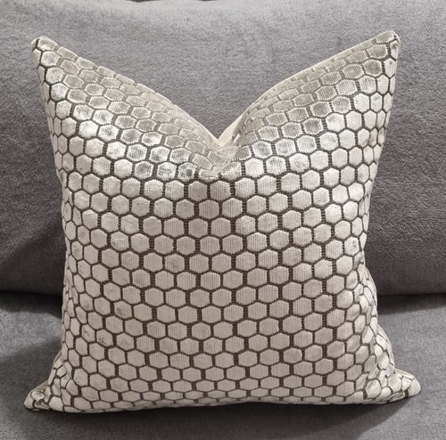 Designers guild jabot oyster - guild,