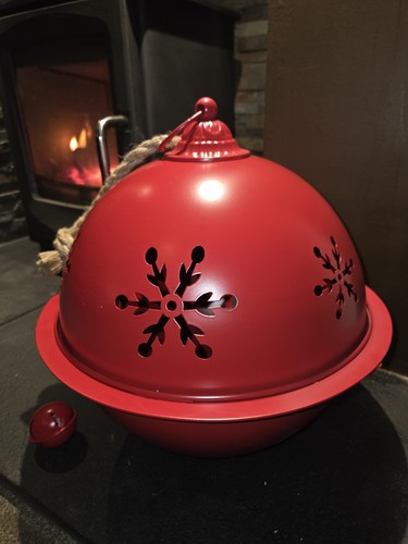 Extra large metal bauble - large,