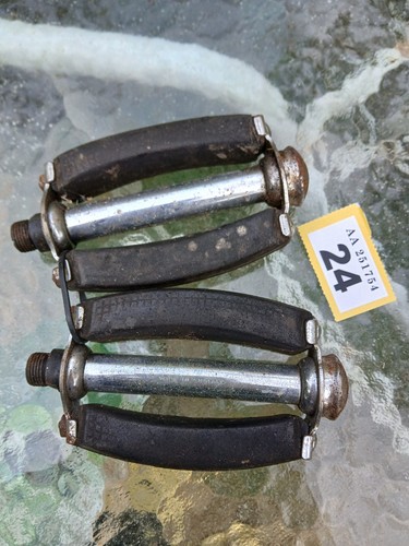 Vintage bicycle pedals - vintage,