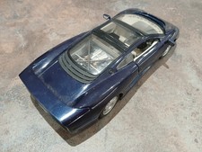 Jaguar XJ220 Model Car  1/18 scale by Maisto.
