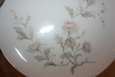 5134d+ Pretty Vintage Yamato Fine Bone China Japanese Tea / Dinner Service