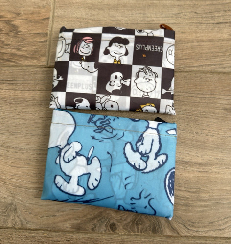 Peanuts snoopy foldable - snoopy,