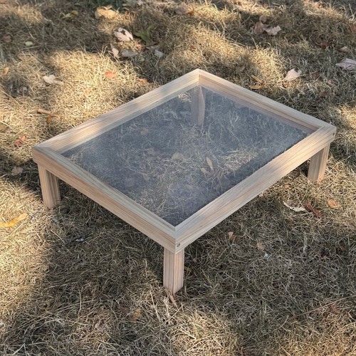 Wooden ground bird - feeder, seed