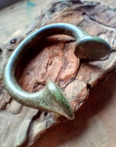 Bronze manilla currency slave - bronze,