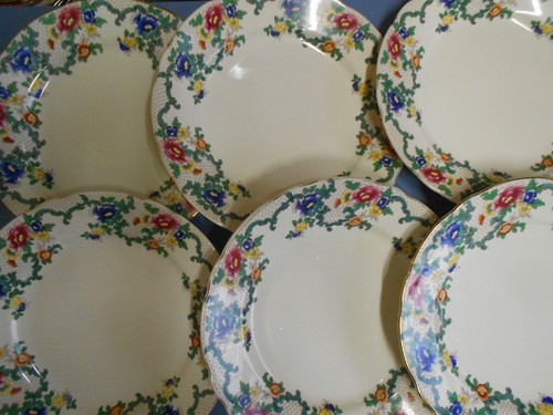 Royal cauldon set six - royal,
