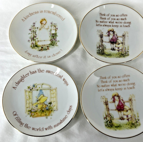 Holly hobbie porcelain mini - holly,