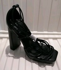 Boohoo Sandals Size 5