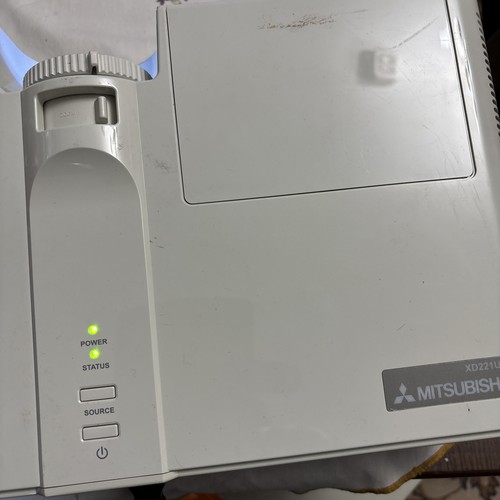 Mitsubishi projector xd221u - projector,