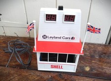 Scalextric Shell lap counter building