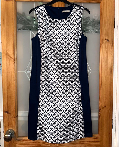 Navy white floral - tu,