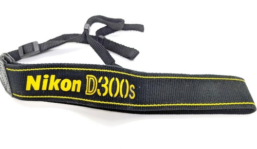 Genuine nikon d300s - genuine, shoulder