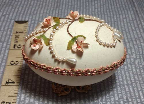 Vintage real decorated hinged - decorated,