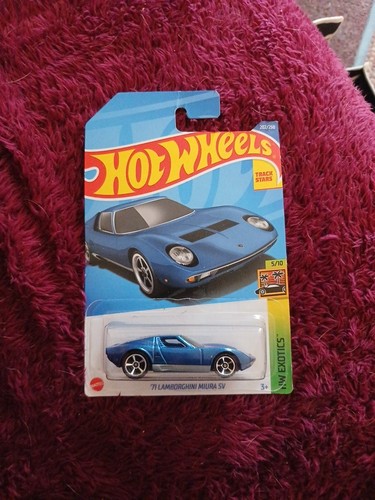 Hot wheels 2022 71 - hot, '71