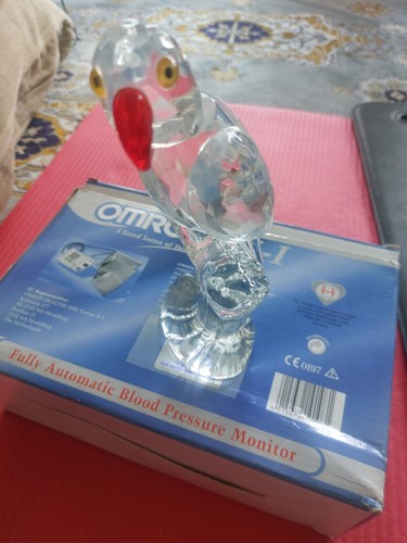 Crystal animal parrot perched - crystal,