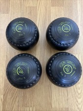 4 x Thomas Taylor Size 3