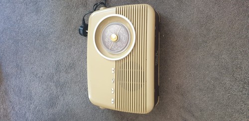 Bush tr82 portable radio - tr82/b,
