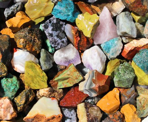Madagascar mix rough rocks - mix,