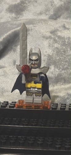 Genuine lego batman minifigure - batman,
