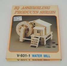 Vintage IQ Assembling Water