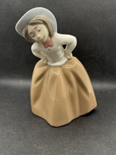 Vintage nao lladro figurine - nao,