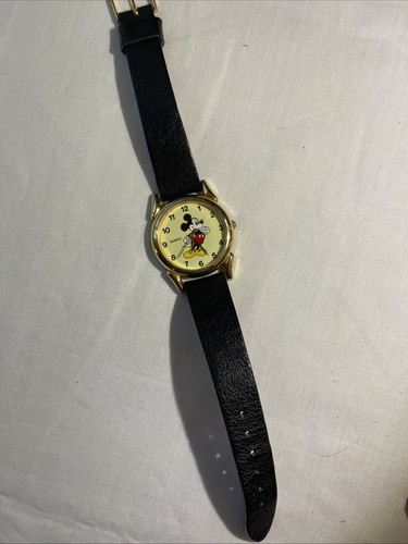 Vintage lorus mickey mouse - mickey,